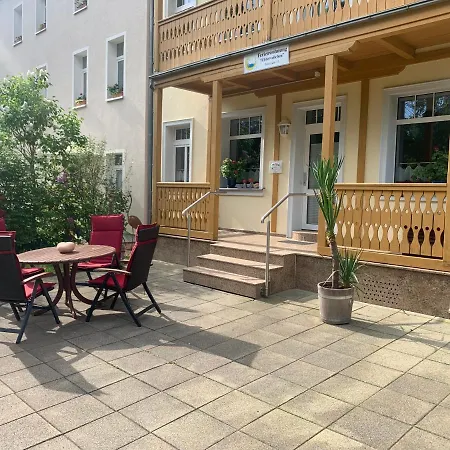 Ferienwohnung Elsterveilchen 100 M Bis Zur Soletherme Und Theater Bad Elster Exterior photo