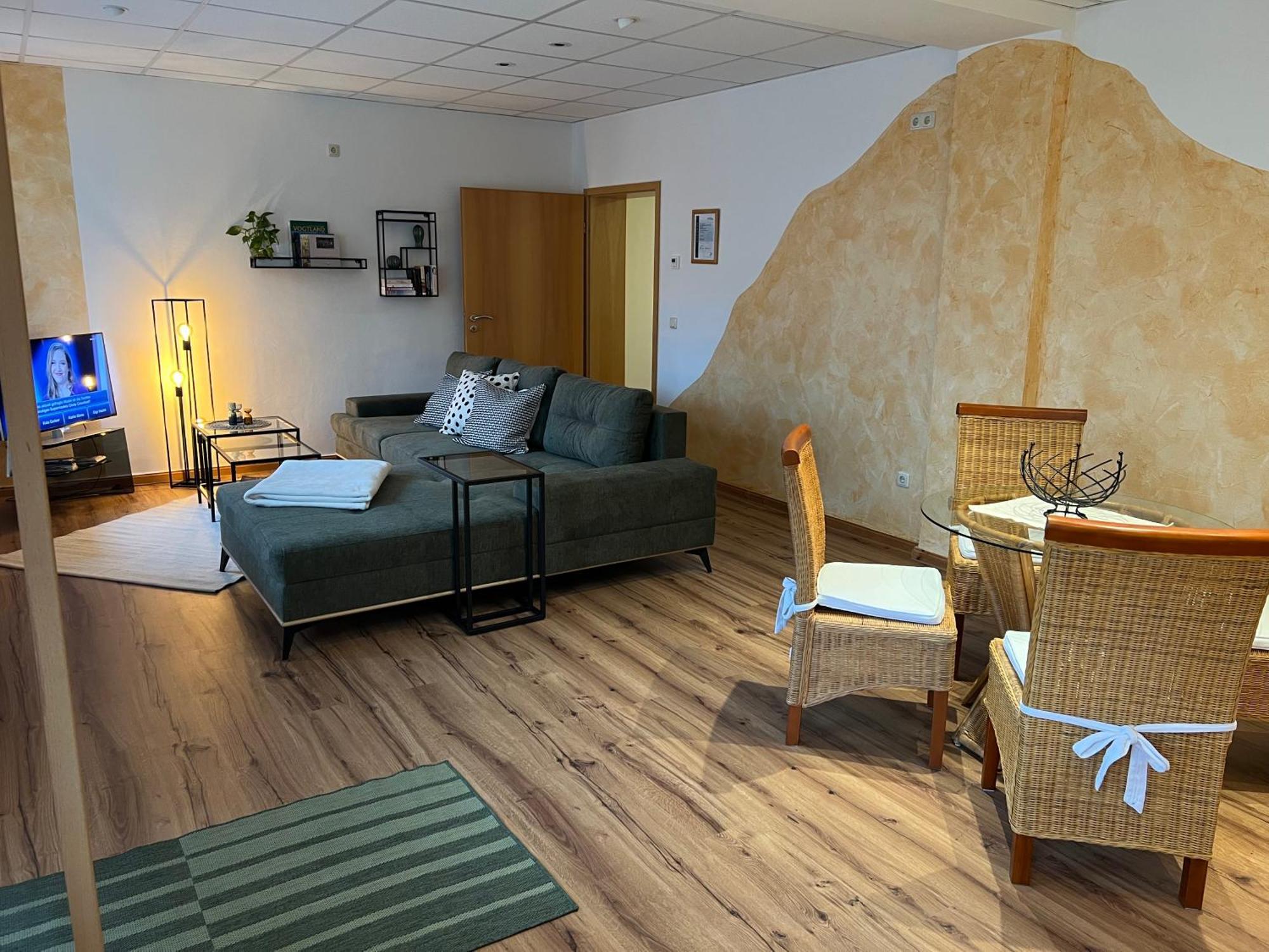 Apartament Elsterveilchen 100 M Bis Zur Soletherme Und Theater Bad Elster